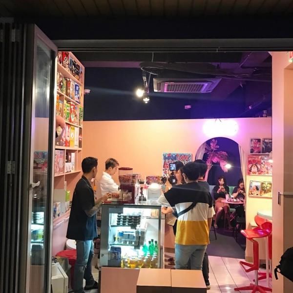 首尔复古风Cafe仿冰屋，旅行去这里碰上爱豆几率很大哟！