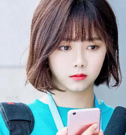 谭松韵为什么一直是短发,看了她的齐腰长发,网