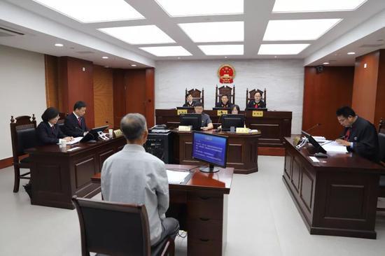 男子因3万元橘子罐头被判诈骗罪 32年后再审无