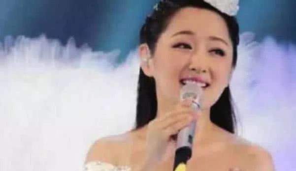 年近50的杨钰莹终于领证了?新郎简直出乎意料,整个娱乐圈炸锅 云顶备用网址