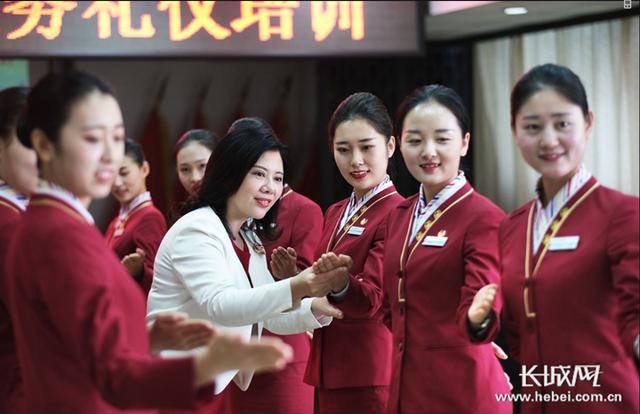 动车乘务人员服务