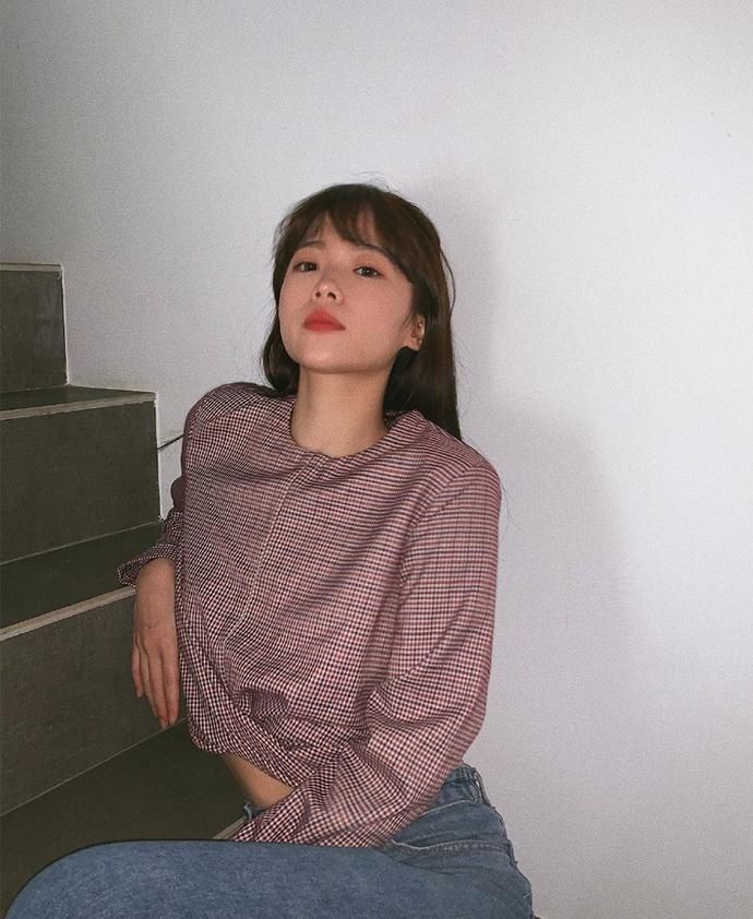 心动的信号3：女生集体晒节日照，女1在家啃月饼，女3瘦到犯规