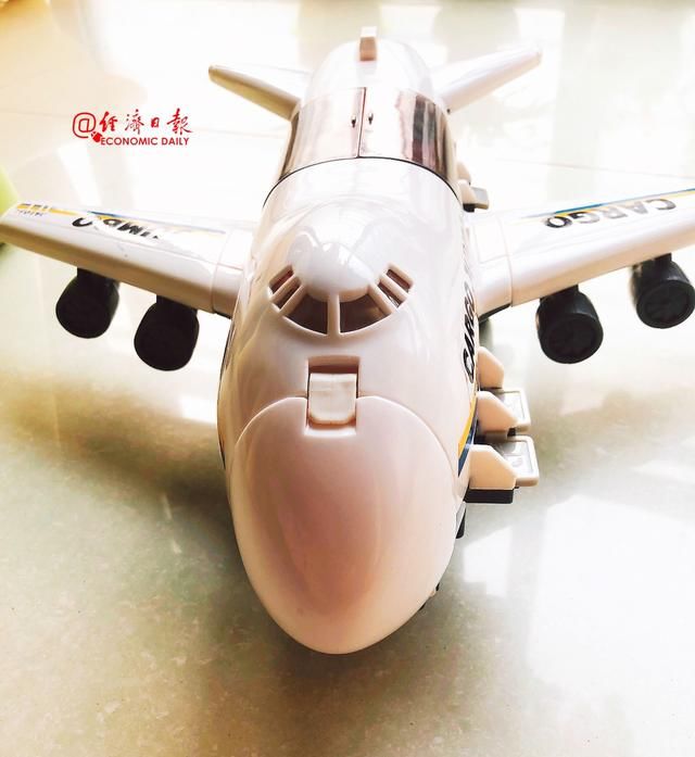 中国民用航空局:暂停受理波音737-8飞机适航证