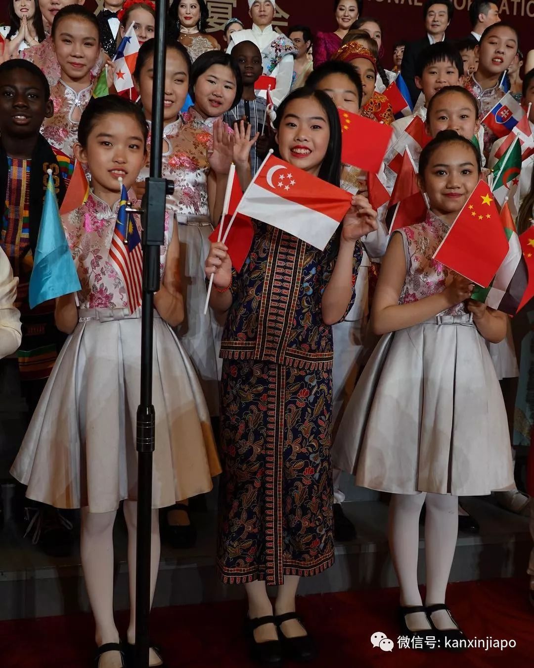 李显龙举办北京个人摄影展!