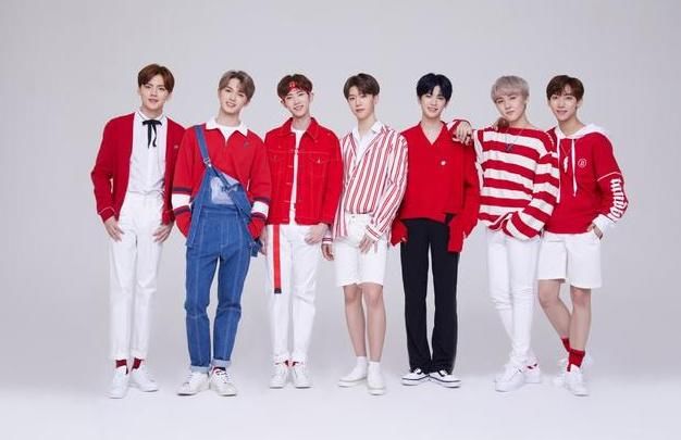 乐华七子登《YOHO潮流志》杂志封面!乐华娱乐将会翻拍《熏衣草》