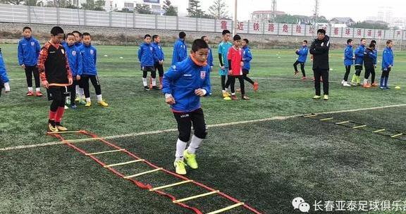 亚泰青训|亚泰童子军北海冬训进行时:抓好技术