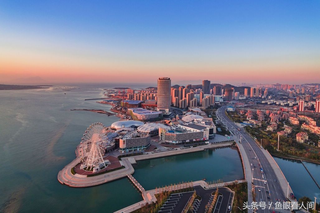 上合峰会青岛东岸闭幕 上合电影节西海岸拉开