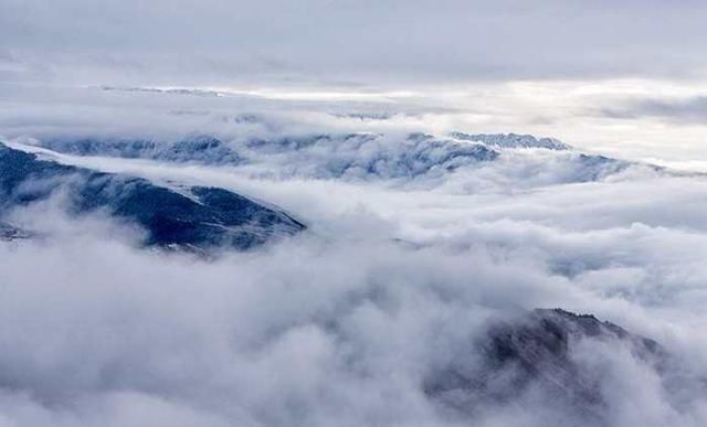 那年红军长征时爬过的第一座雪山夹金山，现在怎么样了