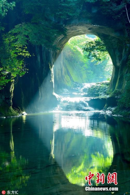 围观世界各地美丽洞穴