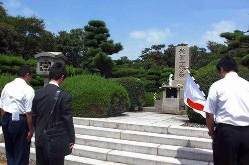 万纳粹战犯一夜之间逃亡一国,此国靠卖护照发