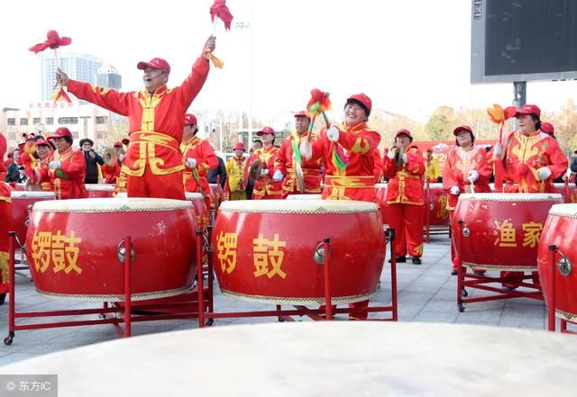 金狗年,大年初一这三大生肖出人头地,鹏程万里,财运亨通