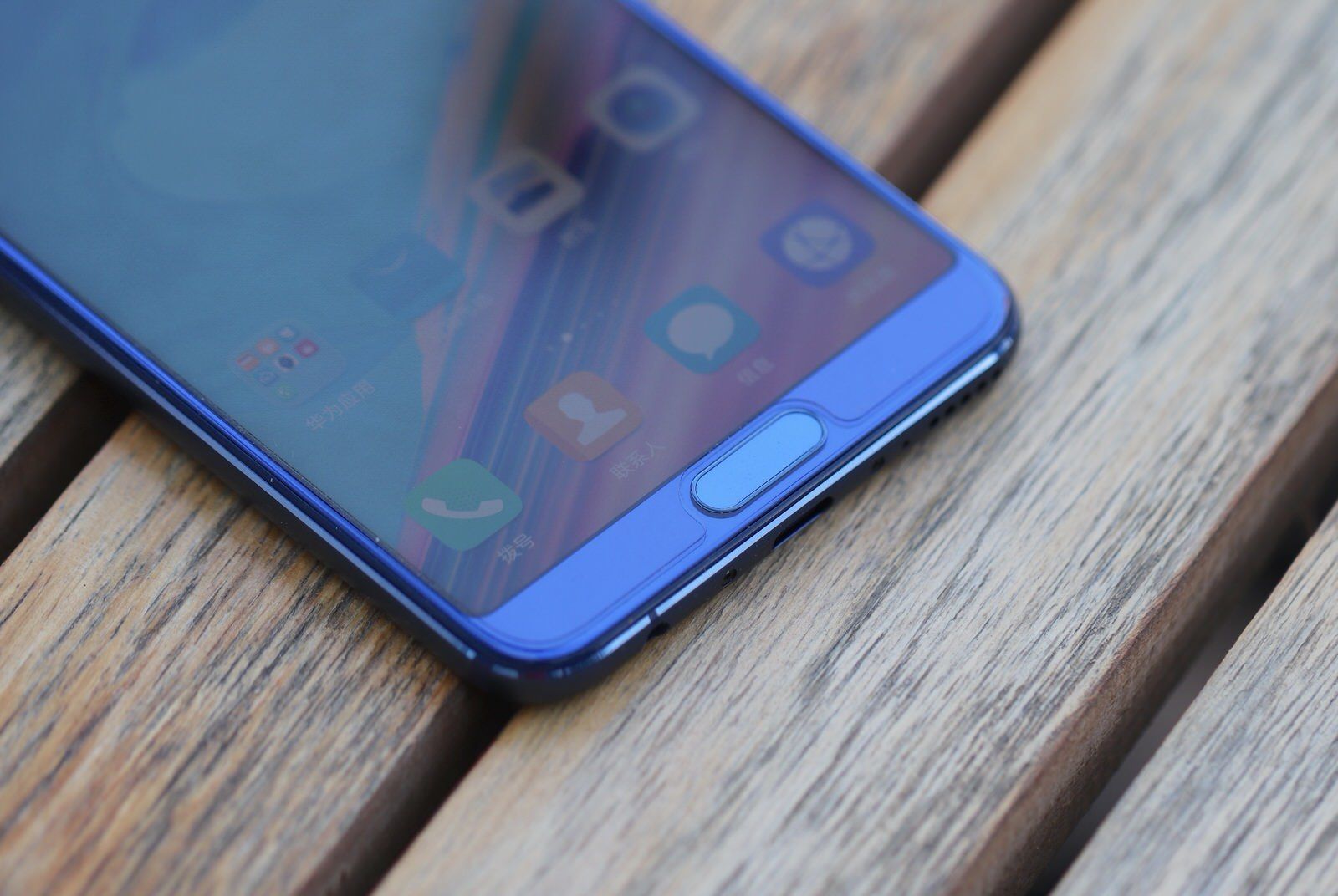 前置指纹的全面屏手机,麒麟970+Al,比小米还牛