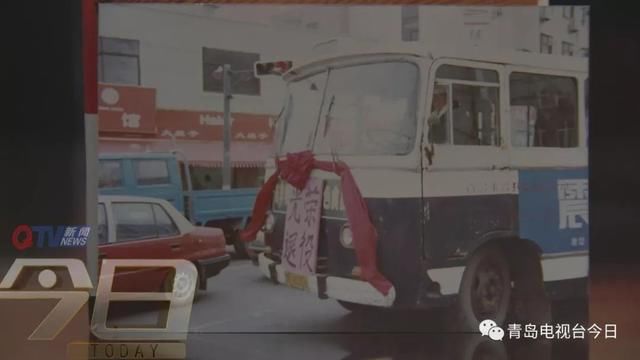 2路电车老车型光荣“退役”！看着这些公交老照片，你能认出几辆
