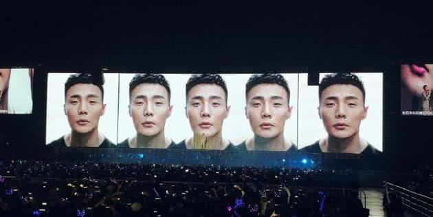 李荣浩演唱会想剧透复联4被怼,称心里憋的很难