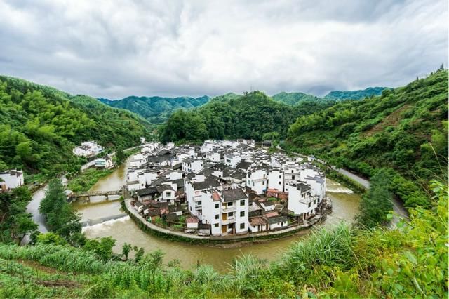 全国到处都有油菜花，为什么还要去婺源？