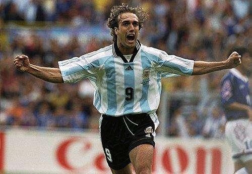 阿根廷公布世界杯大名单,五大世界级前锋,堪比