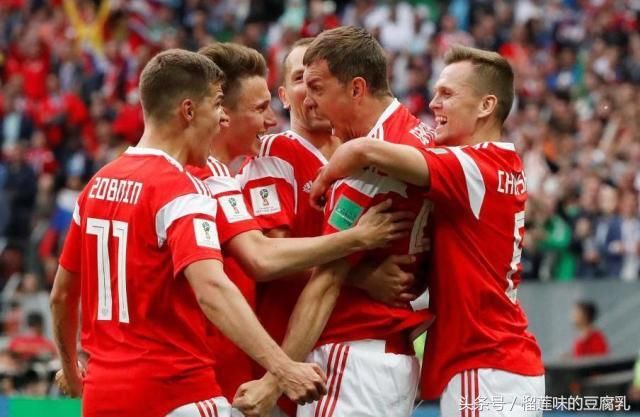 惨!幸亏中国队没进世界杯,否则中俄友谊毁于一