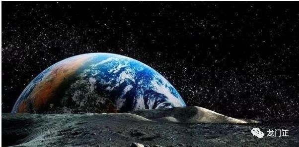 有人说从月亮上看地球好恐怖,因为地球永远不会落山!
