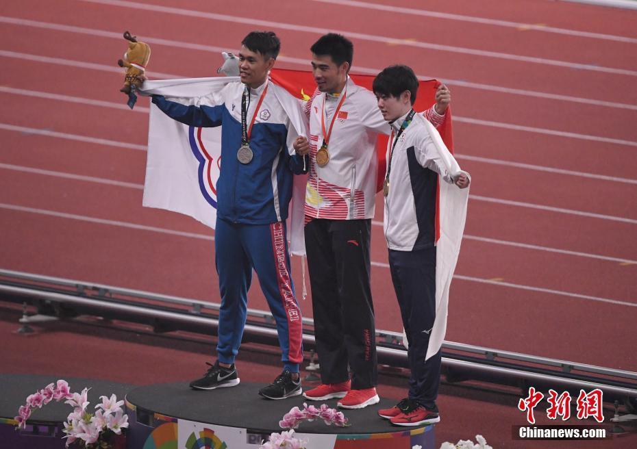 雅加达亚运会:男子110米栏谢文骏夺冠
