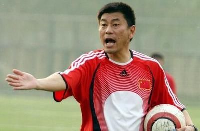 世界杯和奥运会双料亚军,中国女足16任主教练