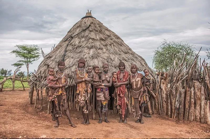 她保留着世界上最原始的部落文化，你对她了解多少?
