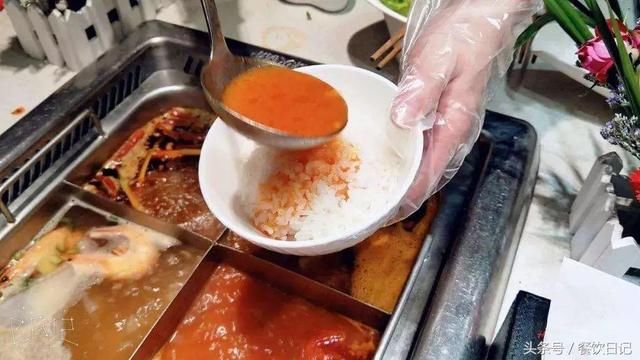 从答案茶海底捞抖音爆红,餐饮店如何利用社交