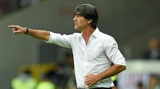 世界杯10大猜想:卫冕冠军小组出局?1人成为德