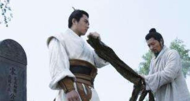 《水浒传》最大悲剧:宋江被毒死却无人反抗,高