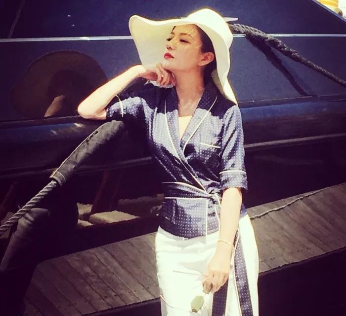 小燕子赵薇欲海沉浮记:我不要屋檐下避雨的爱