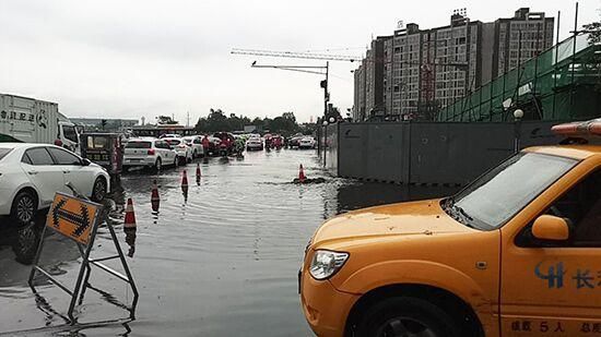 今日我区迎入汛首场短时强降雨！这个周末可能还有大雨来袭