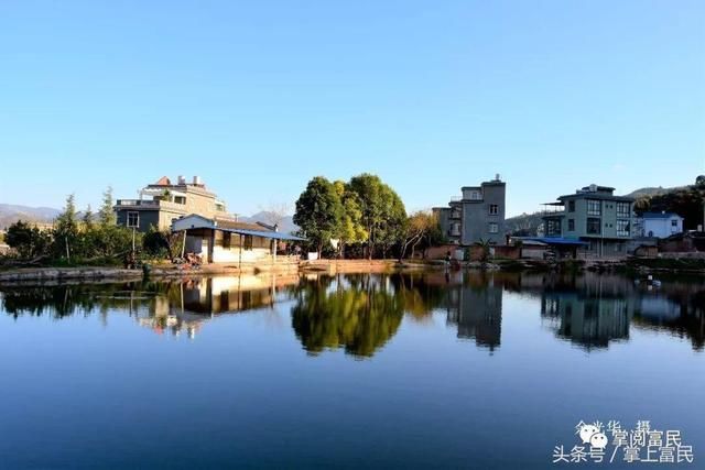 水中倒影，美到极致