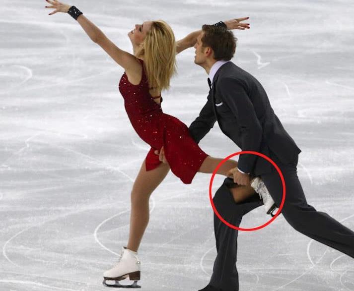 花样滑冰女运动员向往生活,无死角抓拍,尴尬到