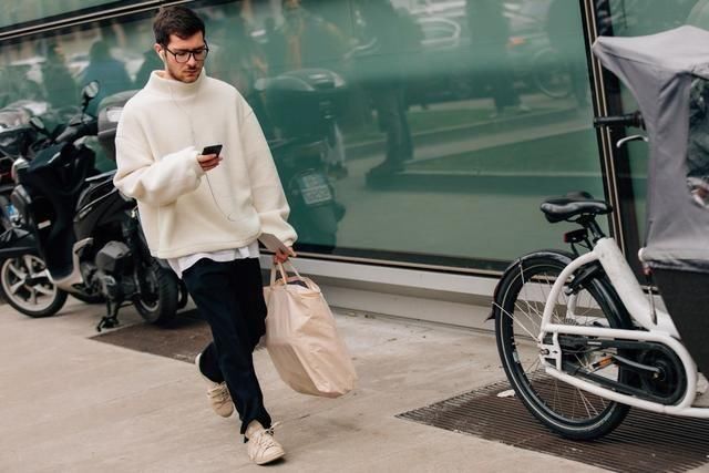 最新时尚冬季男装街拍 来自2018秋冬米兰时装