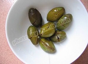 白菜干无花果猪脚汤