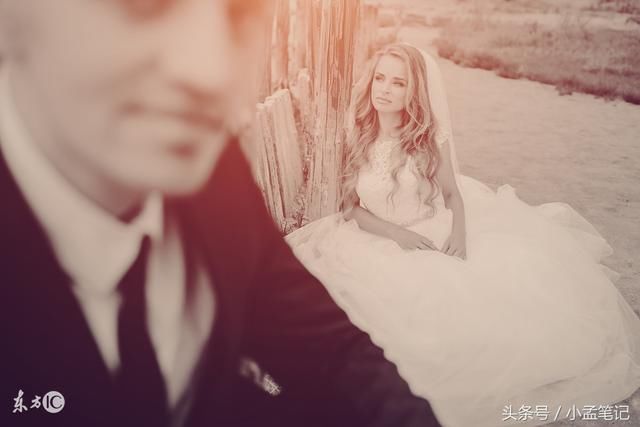 婆婆给了我三十万让我离婚，离婚后我的话，让老公全家炸开了锅