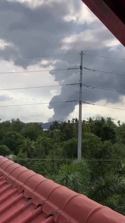 菲律宾塔尔火山喷发视频