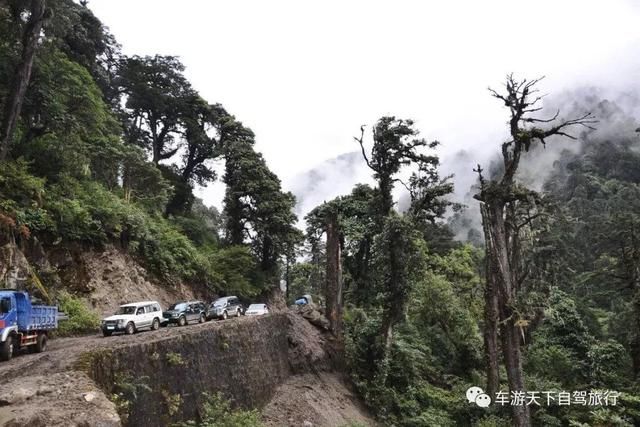 独龙江公路翻越高黎贡山，闯入怒江峡谷最后一个秘境，世外桃源！