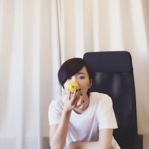 急诊科医生王珞丹自曝手机号码开通粉丝热线 