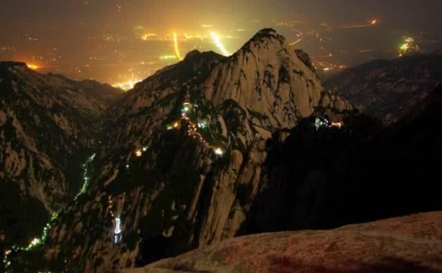 2019年共多少起地震