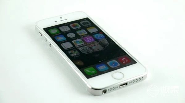 t01eba73f7adecfee9a.jpg