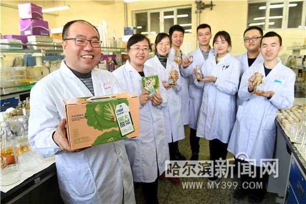 黑大生命科学学院微生物重点实验室研制的酸菜走进《舌尖上的中国
