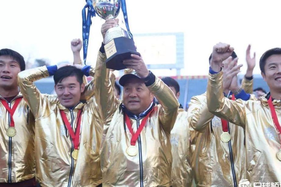 泰州远大加冕2018年中冠联赛冠军