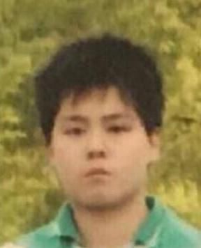 胡一天,小胖子时期照片曝光,看来我们要关爱的