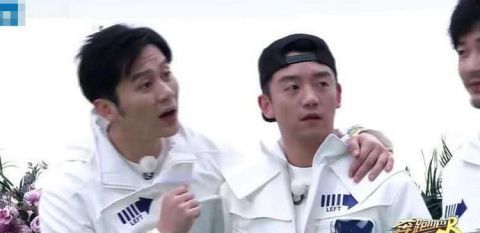 黄旭熙在线耿直,说九零后白宇四十三岁,李晨的