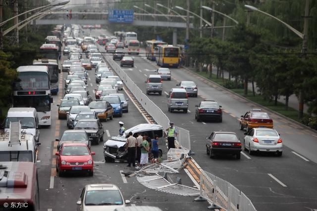 开车撞死了人没钱赔偿,坐牢后还需要赔钱吗?警