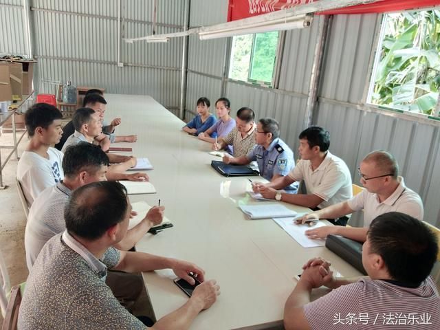 乐业县司法局:彩虹桥志愿者穿梭在基层