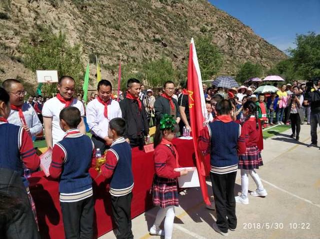 兰州市民政局组织开展迎六一爱心捐赠活动