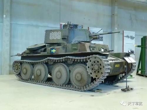 揭秘丨瑞典系坦克的集大成之作:Strv m42
