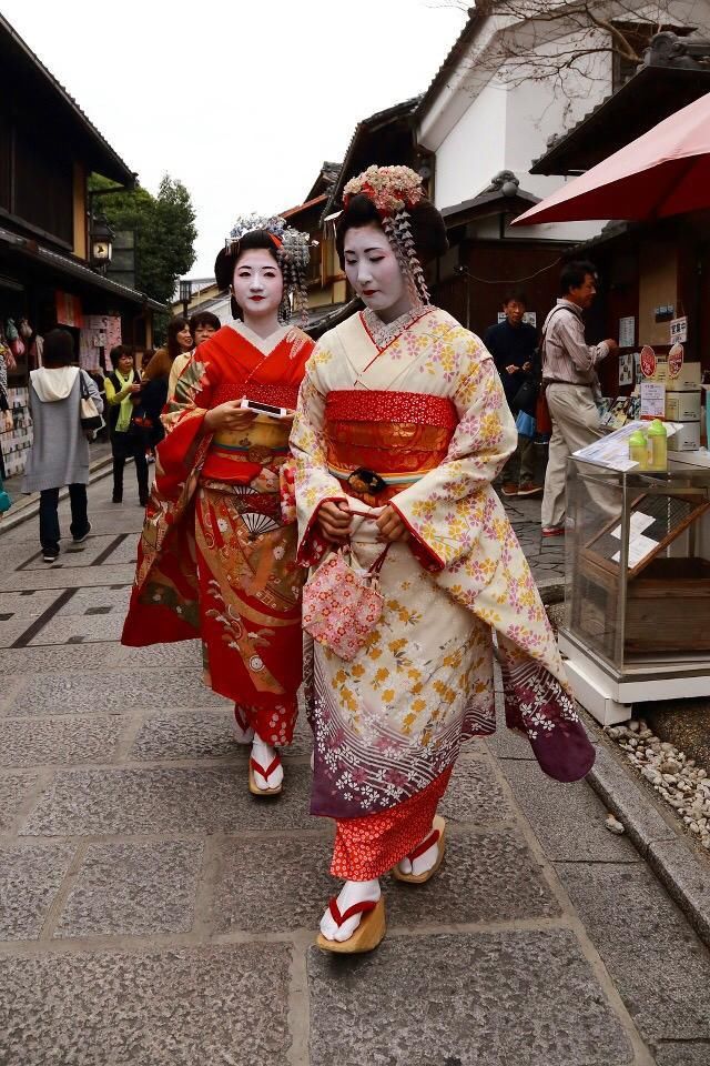 在日本京都，找艺伎陪酒有哪些规矩?