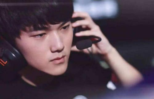 世界冠军阿水,哪怕IG曾输掉比赛,也从未怀疑自